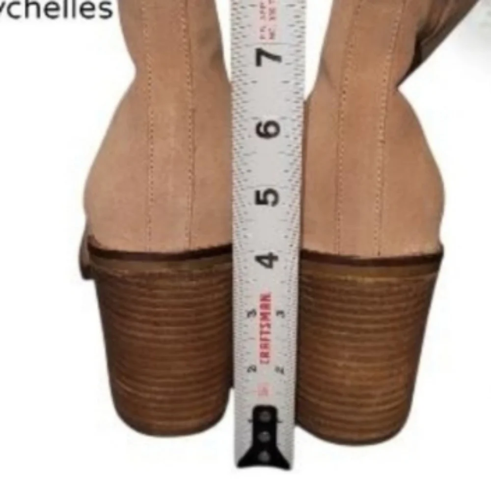 Seychelles Genuine Leather Upper Suede Tan Brown Ankle Boot Bootie Shoe Women 9 - Picture 9 of 11